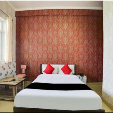 Sudhir Hotel & Banquet, Sonipat Exterior foto